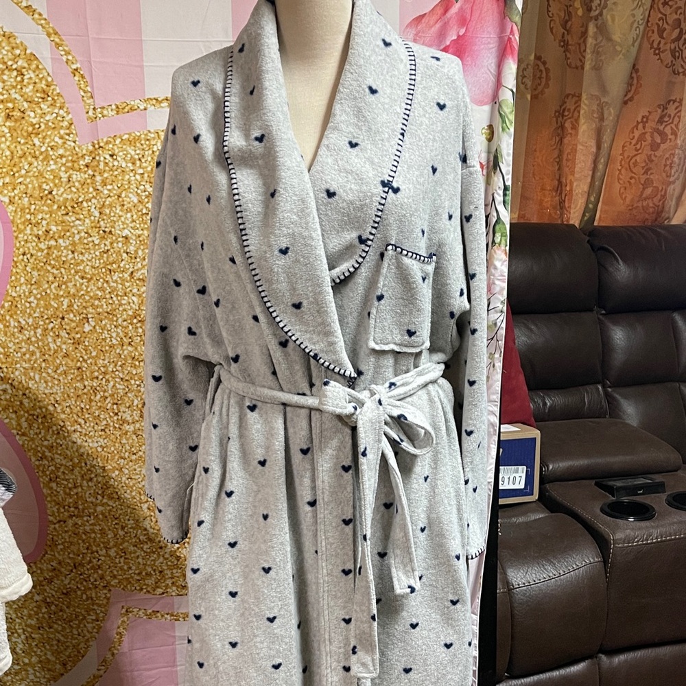 Secret Treasures Gray Heart Pattern Robe